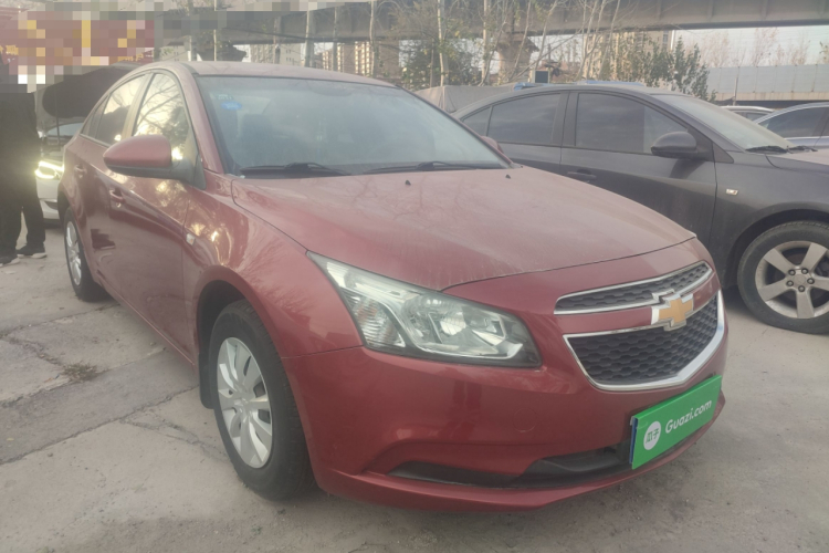 雪佛兰 科鲁兹 2015款 1.5L 经典 SL MT车身外观3