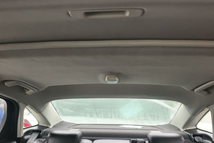 福特 福克斯 2012款 三厢 1.6L 自动风尚型中控内饰22