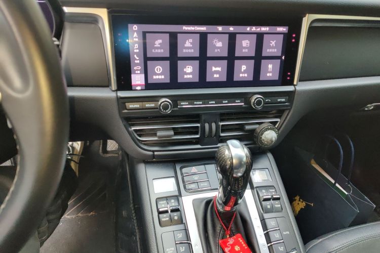 保时捷 2020款 Macan 2.0T中控内饰16