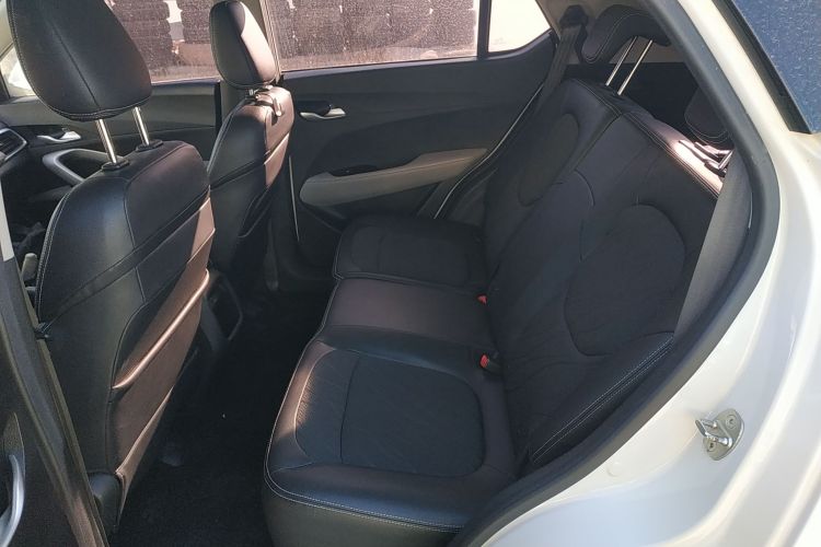 宝骏510 2017款 1.5L 自动时尚型中控内饰21