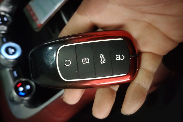 星途瑶光 2023款 400T 两驱优享飞鱼版中控内饰11