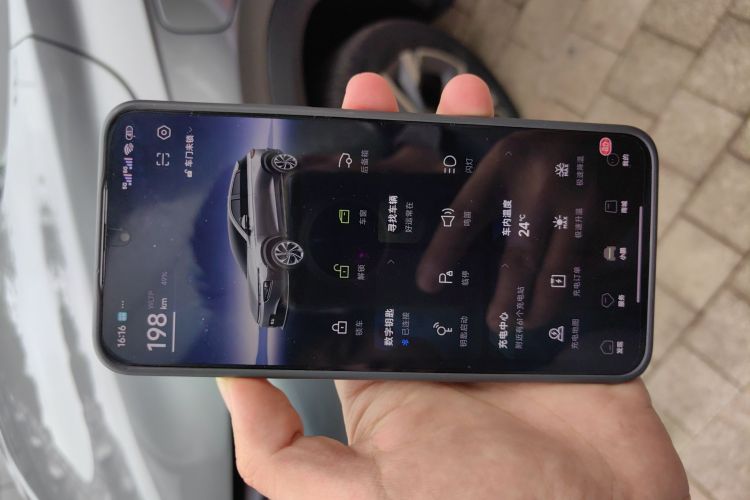 小鹏G3 2021款 G3i 520G+中控内饰7001