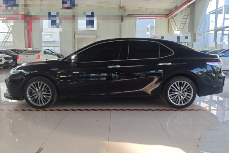 丰田 凯美瑞 2018款 双擎 2.5HG 豪华版车身外观6003