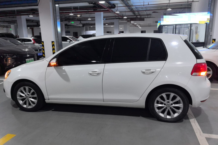 大众 高尔夫 2012款 1.4TSI 自动舒适型车身外观6003