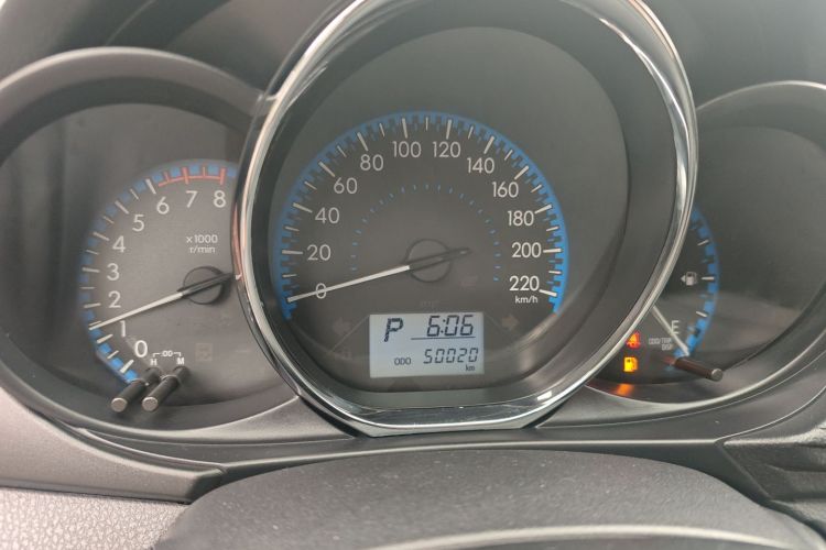 丰田 威驰 2019款 1.5L CVT创行版中控内饰14