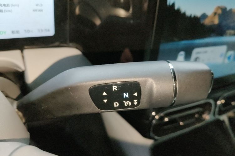 零跑汽车 零跑C01 2022款 四驱双电机性能版局部细节18