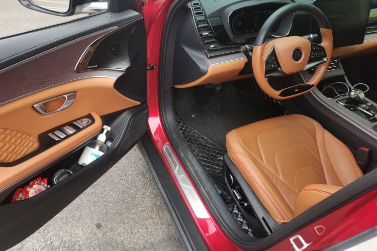 比亚迪 汉 2022款 DM-i 121KM 尊享型中控内饰7003