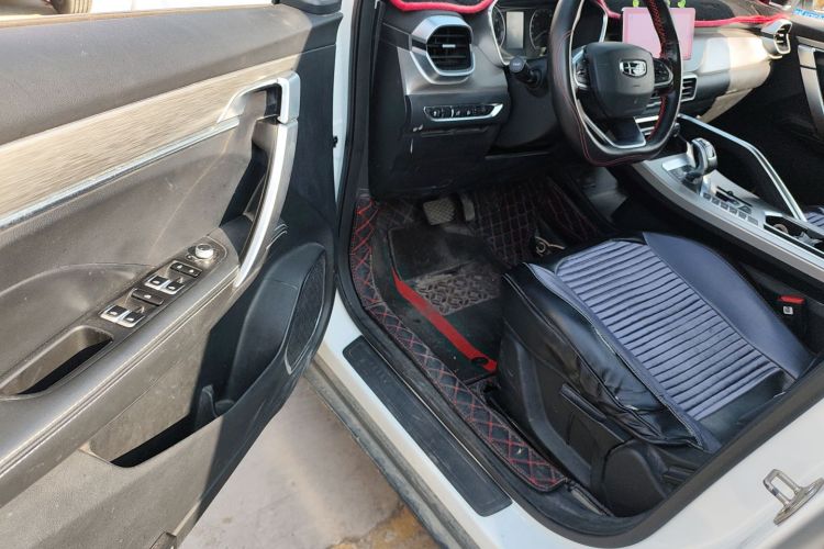 吉利汽车 缤越 2019款 260T DCT骑士 国VI中控内饰20