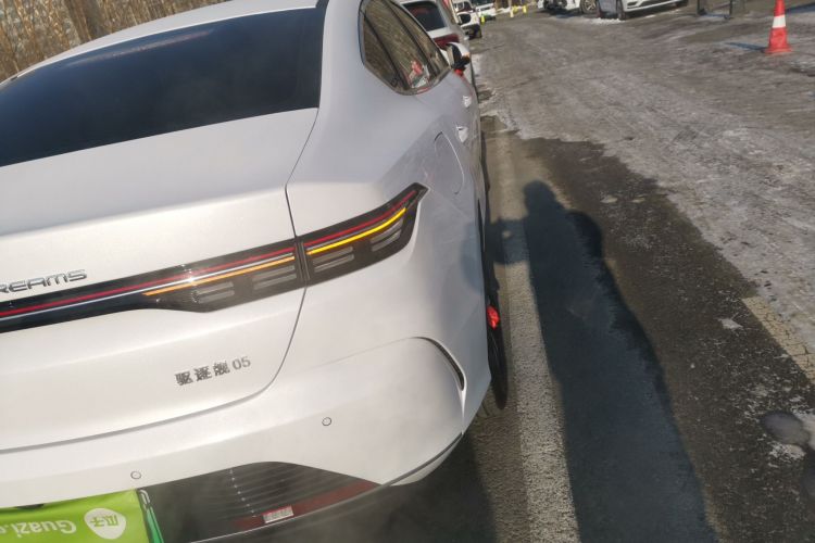 比亚迪 驱逐舰05 2024款 荣耀版 DM-i 55KM 豪华型车身外观9