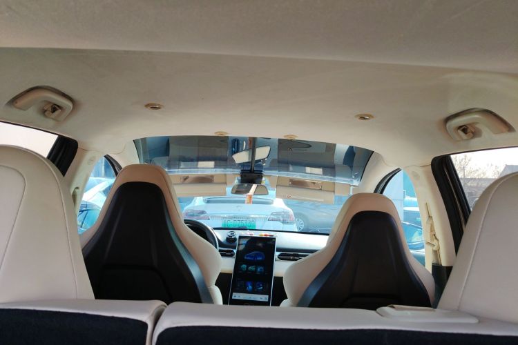 小鹏G3 2019款 尊享版中控内饰22