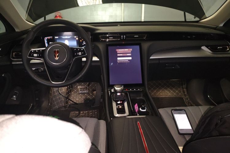 红旗H5 2024款 1.5T DCT智联旗悦版中控内饰12