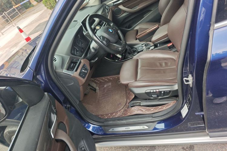 宝马X1 2018款 xDrive20Li 尊享型局部细节19