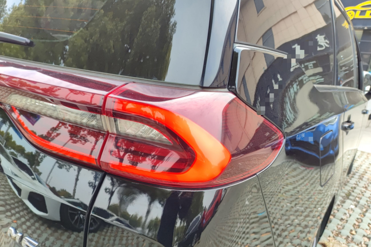 广汽传祺 传祺M6 2023款 PRO 270T DCT豪华版车身外观9