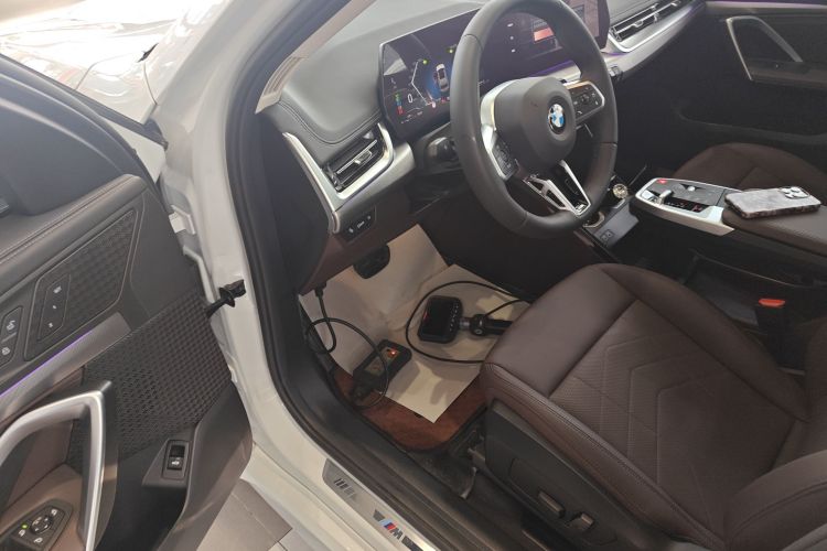 宝马X1 2024款 sDrive25Li M运动套装中控内饰20