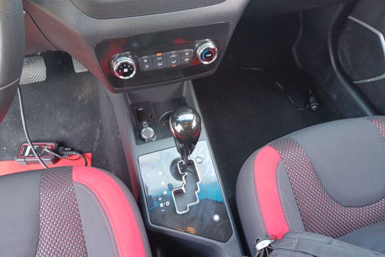 江汽集团 瑞风S2 2015款 1.5L CVT豪华型局部细节18