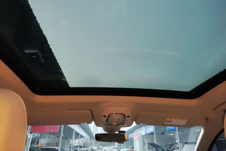 奥迪Q7 2016款 45 TFSI 技术型中控内饰22