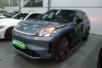 领克08 EM-P 2025款 220km 四驱性能Halo