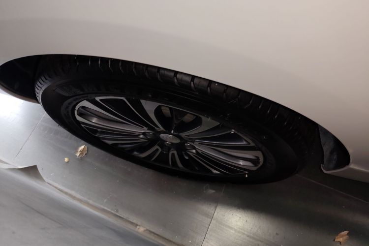 别克GL8 2021款 ES陆尊 653T 豪华型车身外观6008