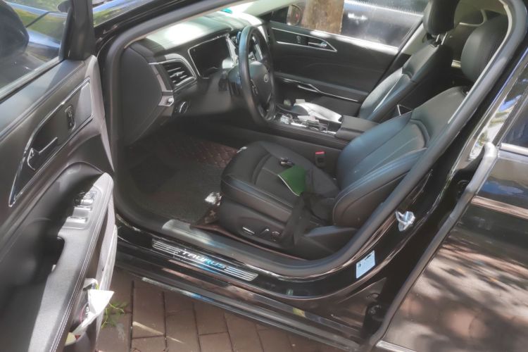 福特 金牛座 2017款 EcoBoost 245 时尚型中控内饰7003