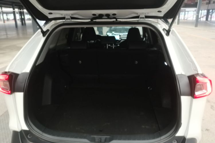 丰田 威兰达 2023款 2.0L CVT四驱豪华PLUS版局部细节23