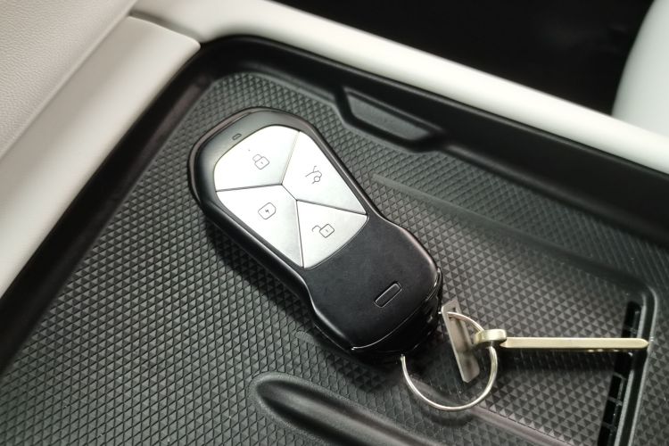 小鹏G6 2024款 580 长续航 Plus中控内饰11