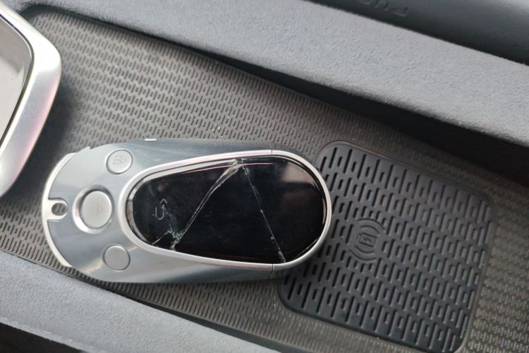 岚图汽车 岚图追光 2023款 四驱标准版中控内饰7001