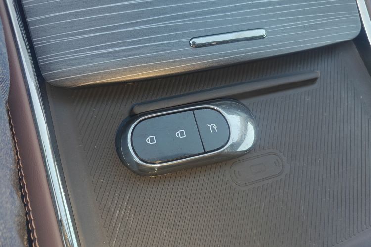 零跑汽车 零跑C11 2023款 纯电 500智享版中控内饰7001