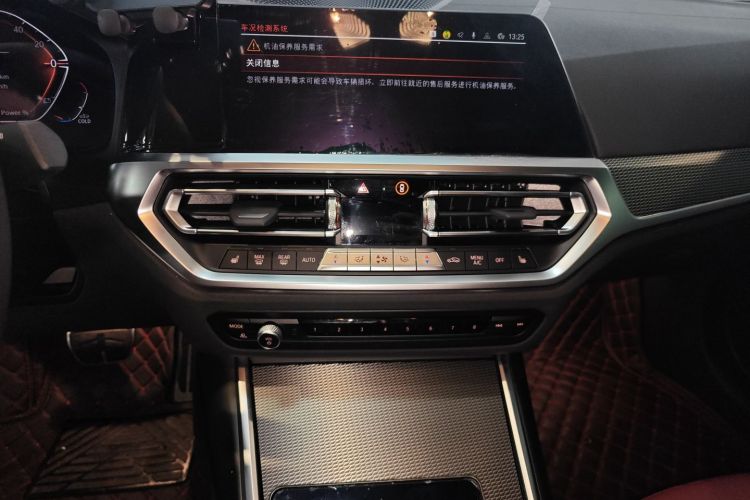 宝马4系 2022款 改款 425i M运动曜夜套装中控内饰16