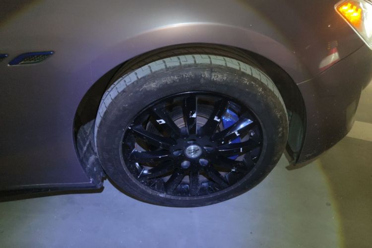 玛莎拉蒂 Ghibli 2021款 2.0T 锋芒版车身外观10