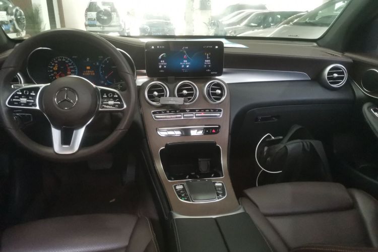 奔驰GLC 2021款 GLC 260 L 4MATIC 豪华型中控内饰7002