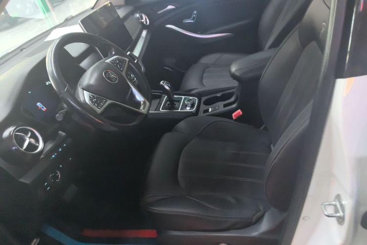 比亚迪 宋新能源 2019款 宋DM 1.5TID 智联锐耀型中控内饰19