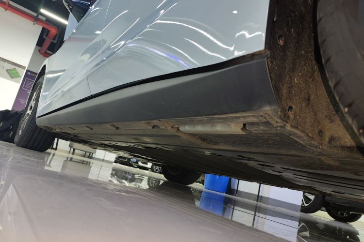 比亚迪 秦L 2024款 DM-i 80KM超越型局部细节9002