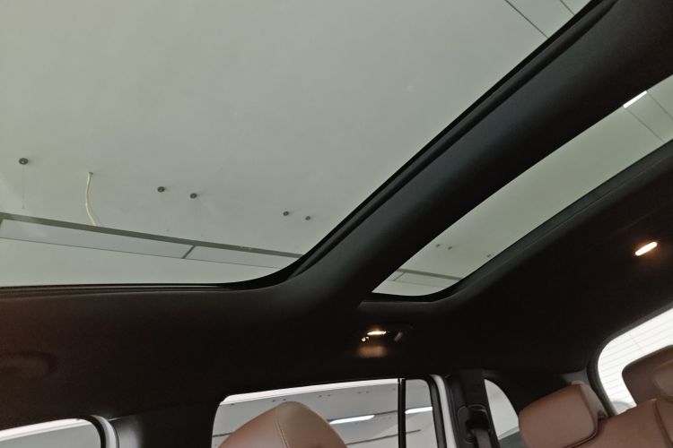 奔驰GLB 2023款 GLB 200 时尚型局部细节22