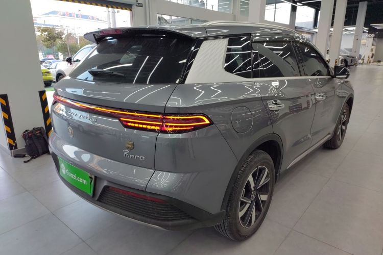 比亚迪 宋Pro新能源 2024款 荣耀版 DM-i 71KM超越型车身外观7