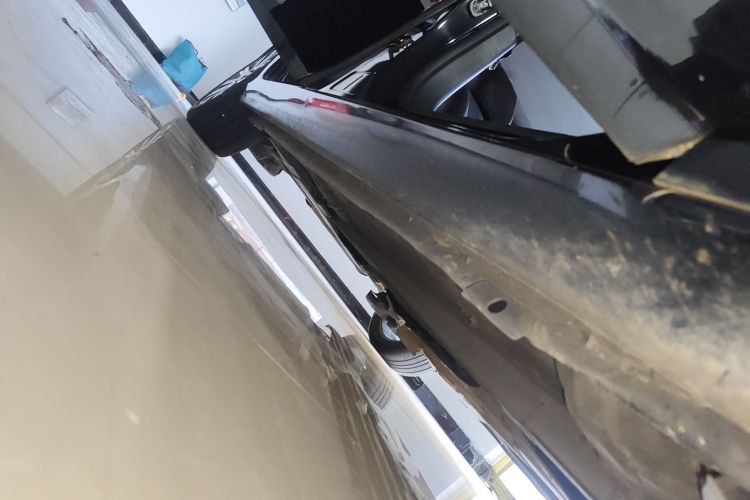 标致408 2015款 1.2T 自动豪华版局部细节9001