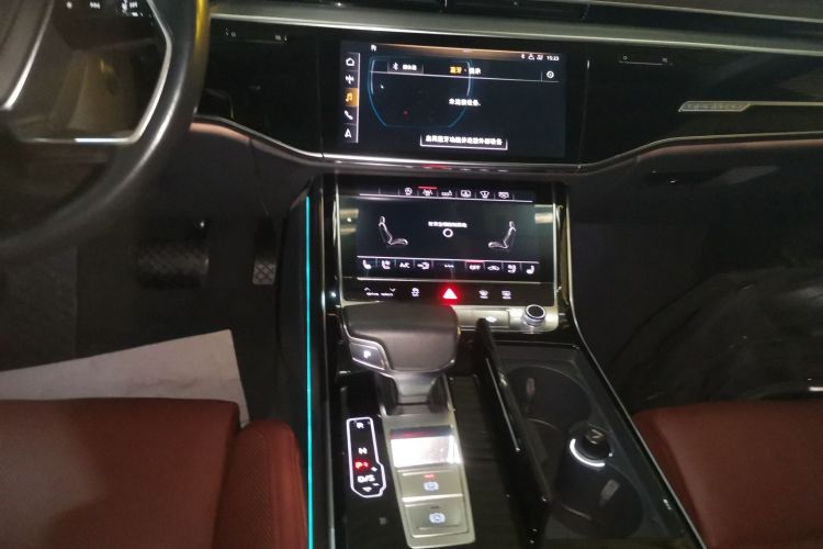奥迪A8 2019款 A8L 55 TFSI quattro 尊贵型局部细节16