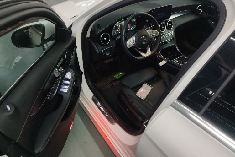 奔驰C级 2020款 改款 C 260 L 运动版中控内饰7003