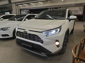 丰田 RAV4荣放 2020款 2.0L CVT四驱尊贵版