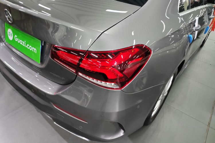 奔驰A级 2021款 A 200 L 运动轿车时尚型车身外观6006