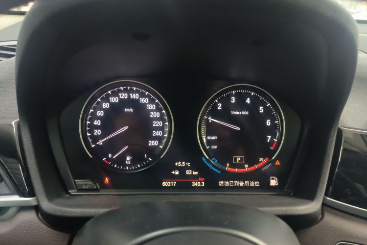 宝马X1 2021款 sDrive25Li 领先型中控内饰14