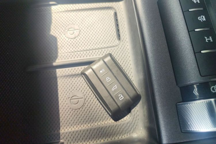 坦克300新能源 2025款 Hi4-T中控内饰7001