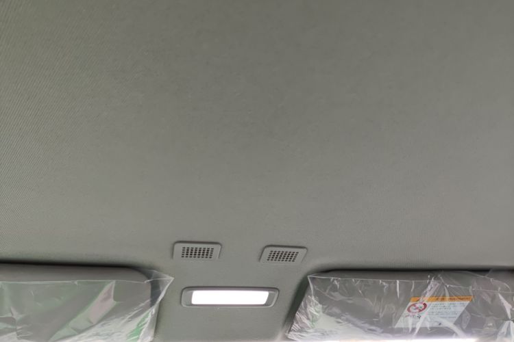 吉利银河 2025款 210km 熊猫骑士中控内饰22