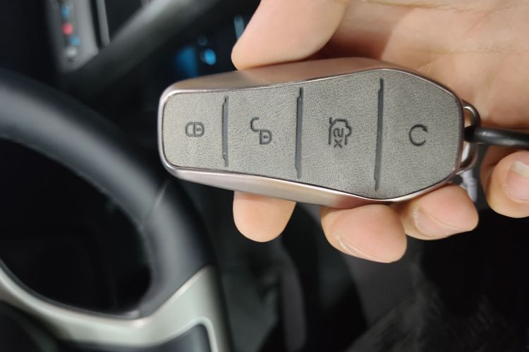 比亚迪 海豚 2025款 智驾版 420km 自由版中控内饰7001