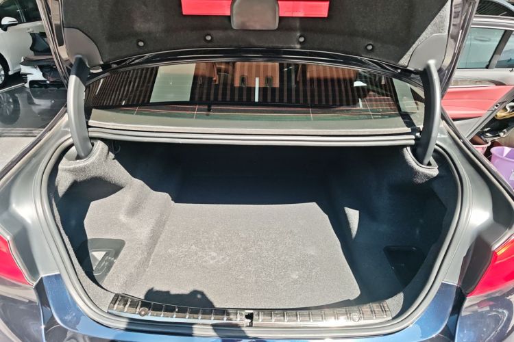 宝马5系 2020款 530Li 领先型 M运动套装局部细节23