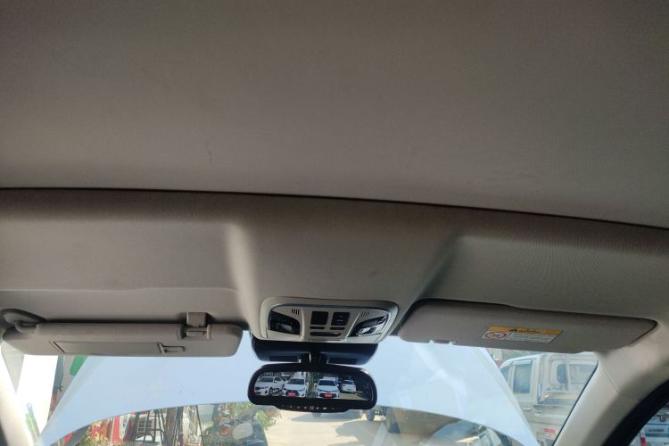 魏牌 VV5 2017款 2.0T 旗舰型局部细节22