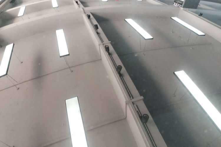 特斯拉 Model Y 2021款 标准续航后驱版局部细节57