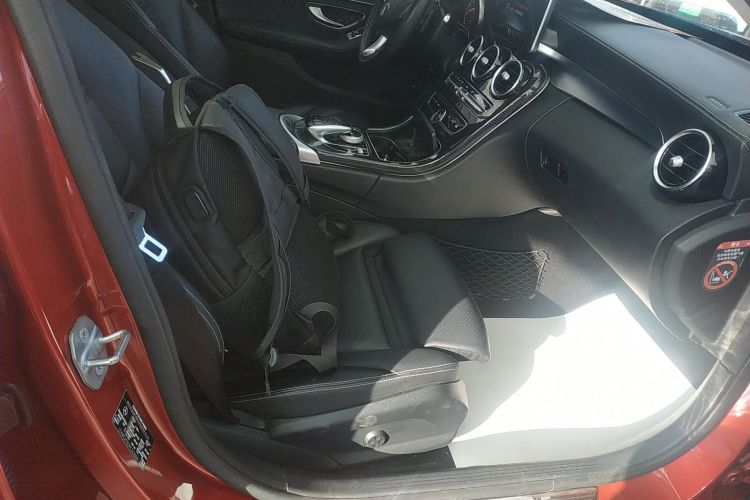 奔驰C级 2017款 改款 C 200 L 运动版局部细节41