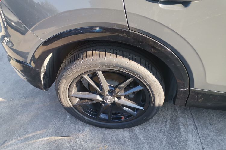 奥迪Q2L 2021款 35 TFSI 进取动感型车身外观6003