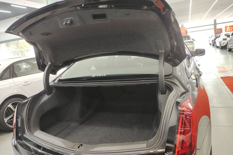 凯迪拉克CT6 2021款 28T 精英型局部细节23