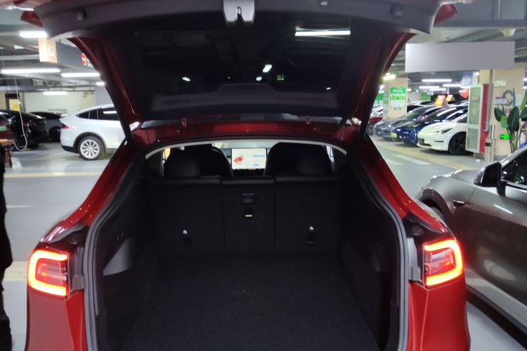 特斯拉 Model Y 2021款 长续航全轮驱动版机舱底盘23